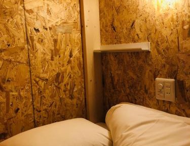Bed in 10-Bed Mixed Dormitory Room