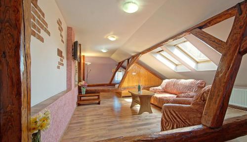 Deluxe Double Room with Shower
