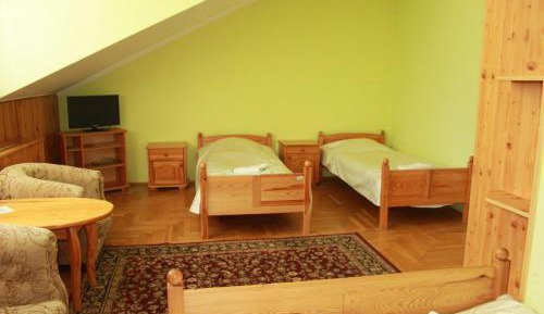 Quadruple Room with Private Bathroom
