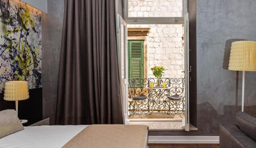 Deluxe Double or Twin Room with Balcony