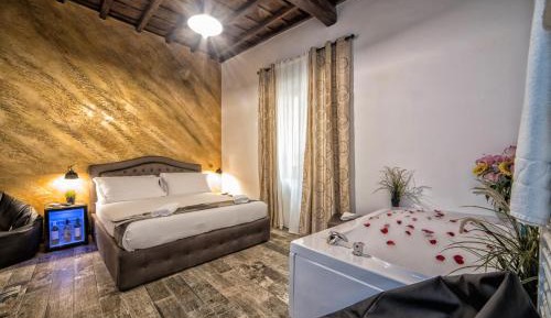 Triple Room with Bath