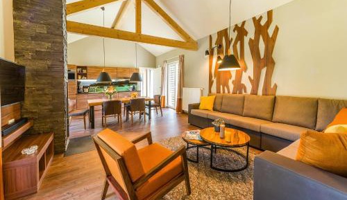VIP Cottage (6 Adults)