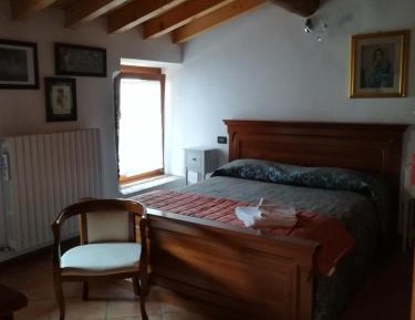 Double Room with Shared Bathroom