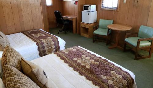 Budget Cabin with Two Double Beds