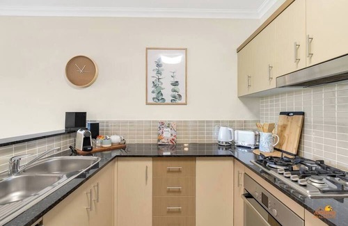 Bungalow Apartment | Inner city Cairns vacation unit