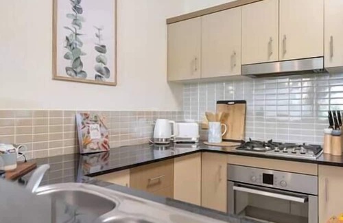 Bungalow Apartment | Inner city Cairns vacation unit
