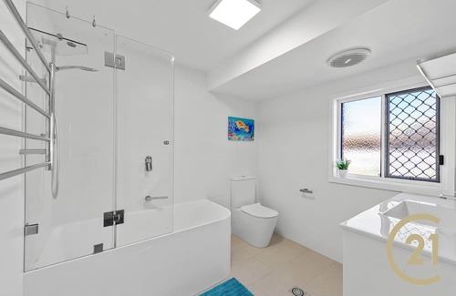 Margate Apartment | Discover Dodds St: Family-Friendly Stay in Margate