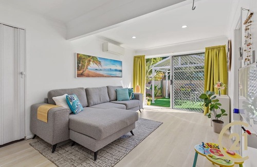 Margate Apartment | Discover Dodds St: Family-Friendly Stay in Margate