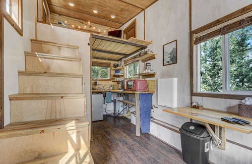 Cripple Creek Cabin | Cozy Mountain Tiny Home Near Cripple Creek - Guest Rated 9/10