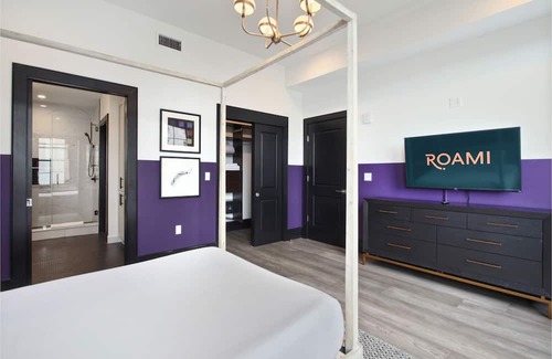 Central Business District House | Discover Roami at The Brandywine: Pool, Spa & Pet Friendly