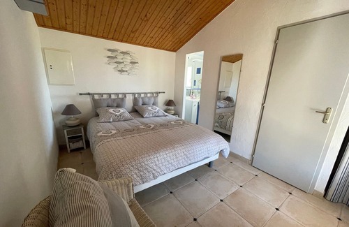 Bouin Cottage | Cozy Gite Bouin: Perfect for Families and Pet Lovers