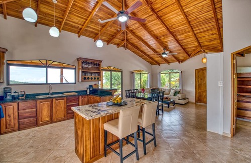 Samara House | Captivating House with Oceanfront Views and Private Pool