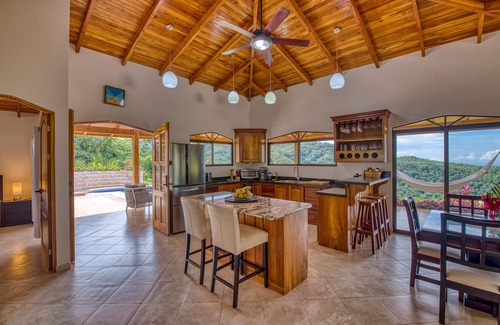 Samara House | Captivating House with Oceanfront Views and Private Pool