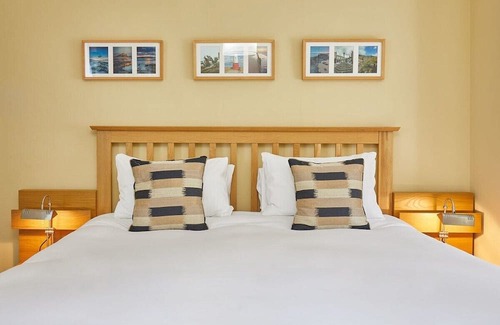 South Charlton Apartment | Pet-Friendly Muggles Mews | Guest Rated 10/10 Stay