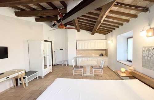 Limiti Villa | Spello By The Pool: Family Retreat with Private Pool & Wifi