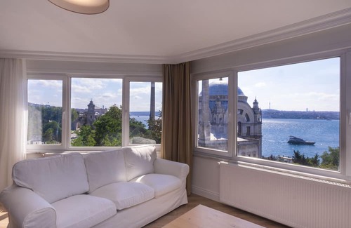 Kabatas Condo | Modern Waterfront Apartment with Breathtaking Views