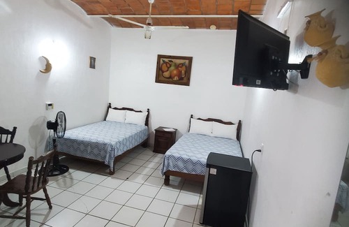 Los Ayala Hotel | Inviting Hotel Vista Mar: Pool, Spa & Family-Friendly Fun