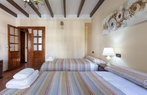 Montecorto House | Comfortable Stay at Casa de Teones Montecorto with Private Pool