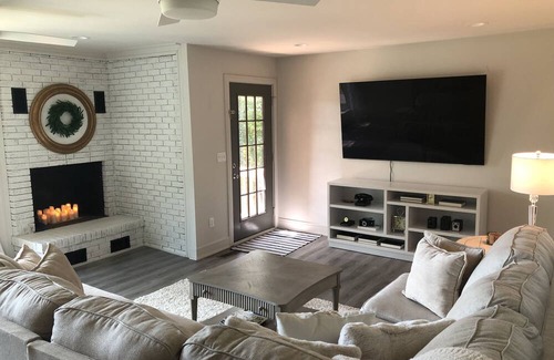 Fort Payne House | Modern Home Minutes from Historic Downtown Fort Payne!