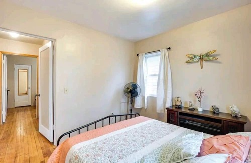 Torrington House | Book Two Apartments for One, Pet-Friendly Getaway!