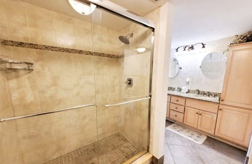 South Island Condo | Ideal Beachfront Retreat with Pool & Spa - Santa Maria Harbour