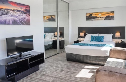 Alexandra Hills Apartment | Modern, Private Studio Apartment