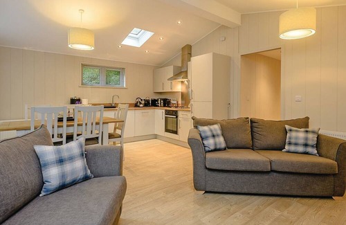 Woolverstone Cabin | 3 bedroom accommodation in Woolverstone, Ipswich