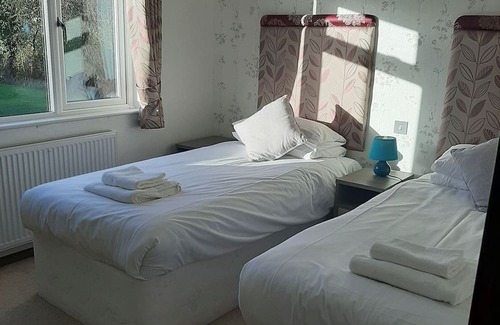 Gisleham Cabin | 2 bedroom accommodation in Lowestoft