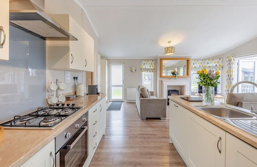 Ashby Woulds Cabin | 2 bedroom accommodation in Overseal, Nr Ashby-de-la-Zouch