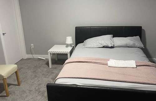 Calgary House | Home Away From Home by Dlush Residence- Non Smoking Property