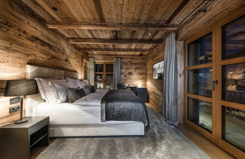 Lech am Arlberg Ski Chalet | Elegant Chalet with Spa and Spectacular Oberlech Views