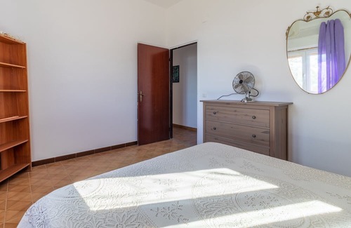 Acate Apartment | Cozy Sea View Apartment with Garden and Shared Terrace
