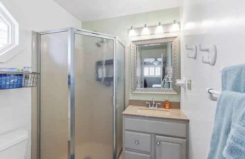 Fontana House | Geneva Shores: Cozy Monthly Rental with Lake Access