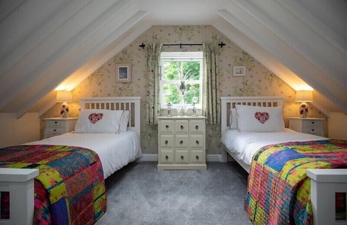 Chop Gate House | Cozy Millfield Cottage: Family-Friendly Retreat with Charm