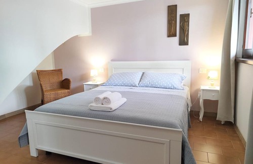 Granarola Apartment | Belvilla by OYO Il Giardino dei Pini