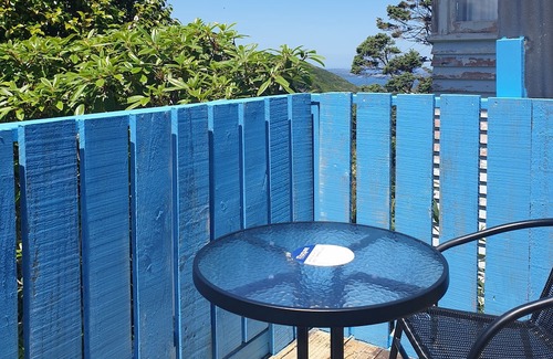 Newlands House | Blue deck house in Newlands - nice views