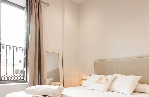 Centro Apartment | Family-Friendly 2-Bedroom Apartment in Málaga