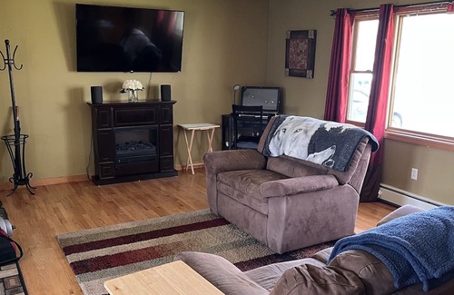 Waterloo House | Relaxing Finger Lakes Retreat with Spa and Pet-Friendly Stays