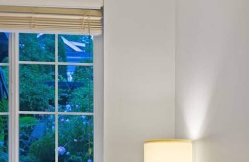 Grandview-Woodland Apartment | Serene Studio Escape with Private Entrance & Family Amenities