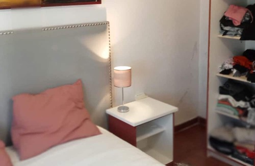 Guaro House | Relaxing Retreat "Ana Maria" with Mountain View & Pool