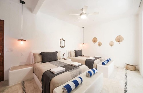Buenavista House | Casa Lole: Enjoy a Private Pier with Free Kayaks & Paddle