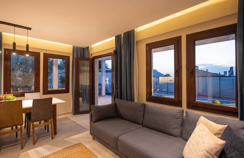 Hisaronu Villa | Private Villa with Pool, Garden & Jacuzzi for Family Fun