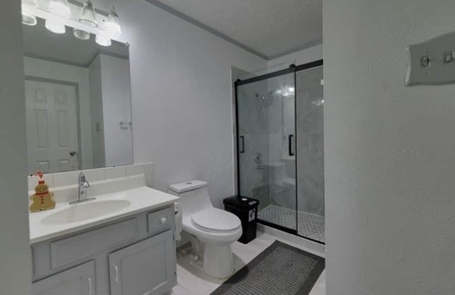 Bedford House | Lovely house near DFW!