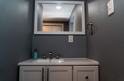 Temple Crest Apartment | Space jam experience Busch gardens!