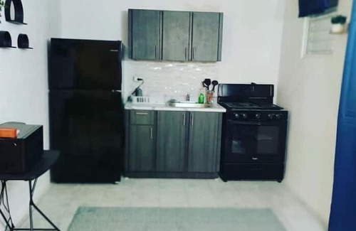 Levittown Apartment | Family-Friendly 2 Room Apartment Steps from the Beach