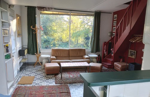 Saint-Avertin Bed & Breakfast | Studio Dans Grande Maison Piscine Proche Châteaux de la Loire