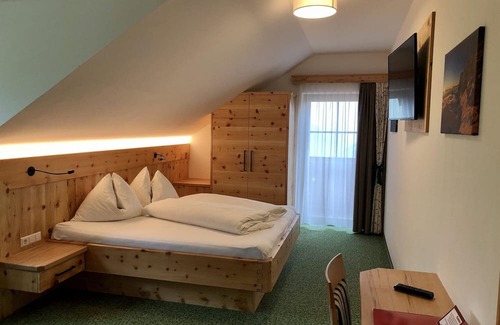 Pichl-Preunegg Other | Large double room with shower, toilet from 3 nights - Bankwirt