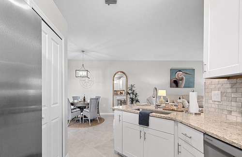 Port Charlotte House | Modern Bonito Way Retreat: Ideal for Fishing and Families