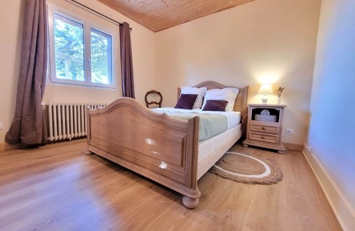 Bourth House | Charming Norman Farmhouse La Herpinière - Family Friendly Retreat