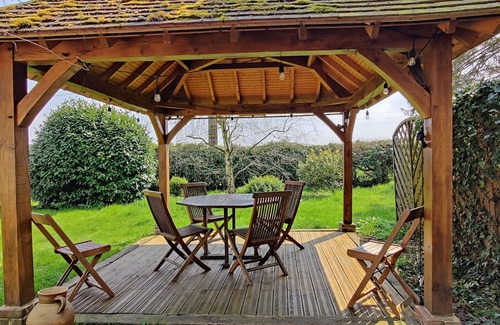 Bourth House | Charming Norman Farmhouse La Herpinière - Family Friendly Retreat